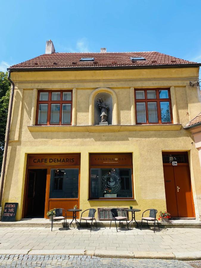 Couette-café Demaris